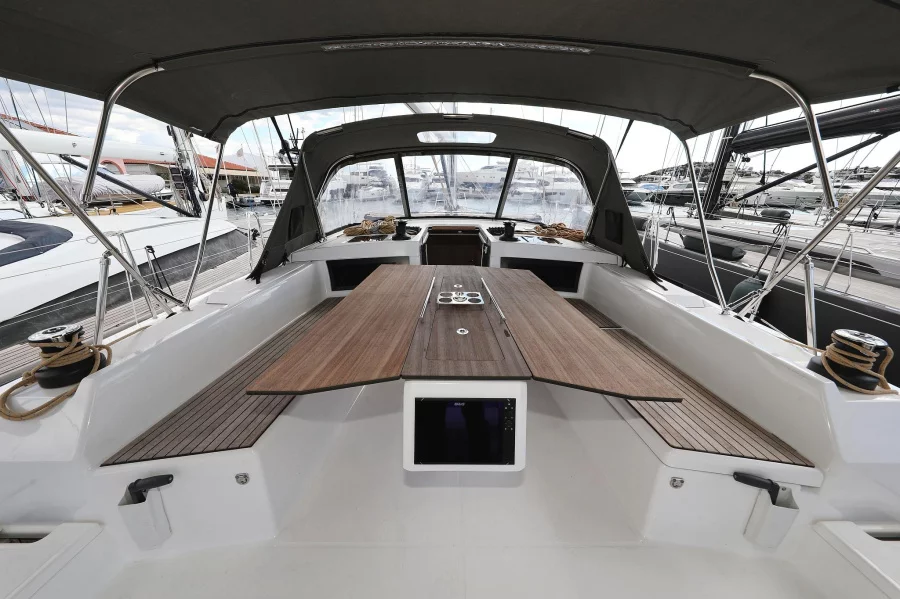 Dufour 470 (Blue Moon)  - 29