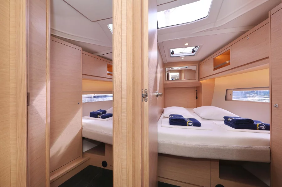 Dufour 470 (Blue Moon)  - 36