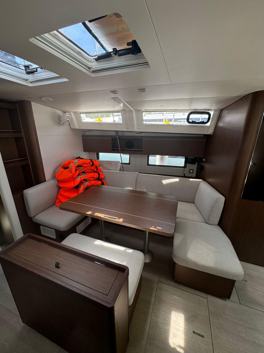 Photo #12 - Oceanis 46.1 (Zeppelin) en Primosten - 22914