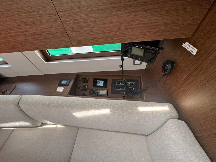 Oceanis 46.1 (Zeppelin)  - 17