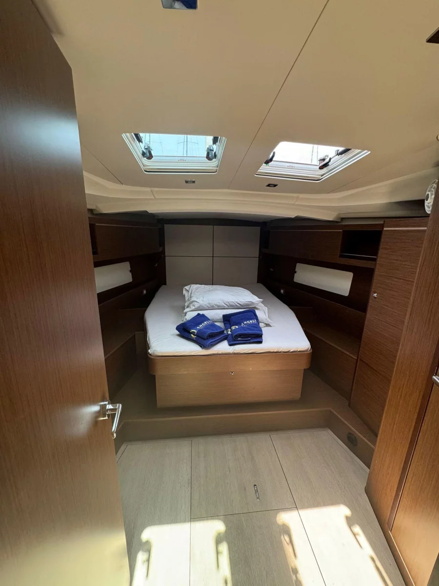 Oceanis 46.1 (Zeppelin)  - 16