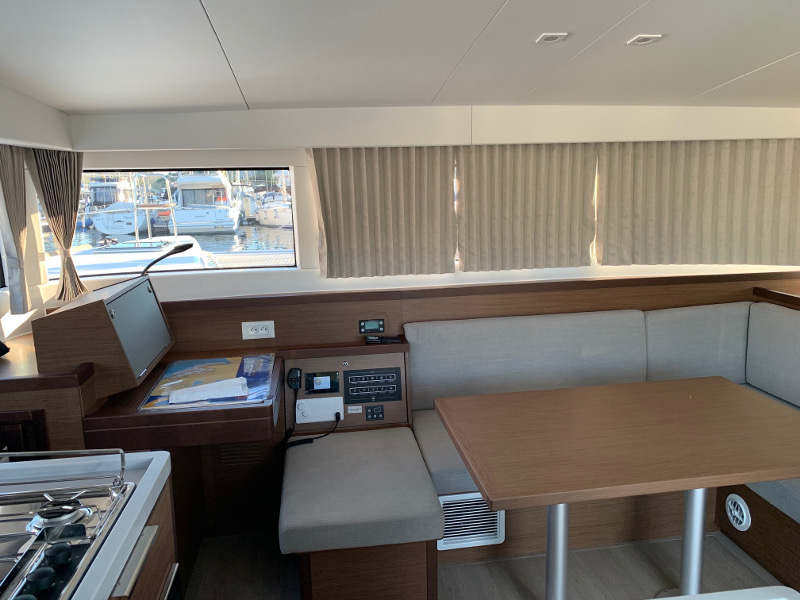 Photo #4 - Lagoon 40 (MONARCH 2020 (air condition, )) in Primosten - 19550