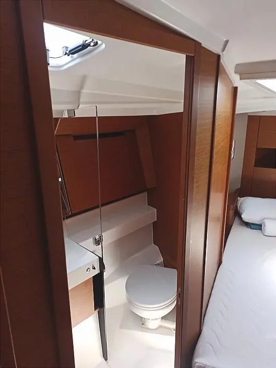 Sun Odyssey 410 (Evnia)  - 12