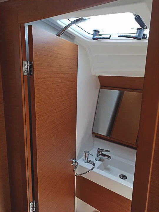 Photo #6 - Sun Odyssey 410 (Evnia) en Volos - 16595