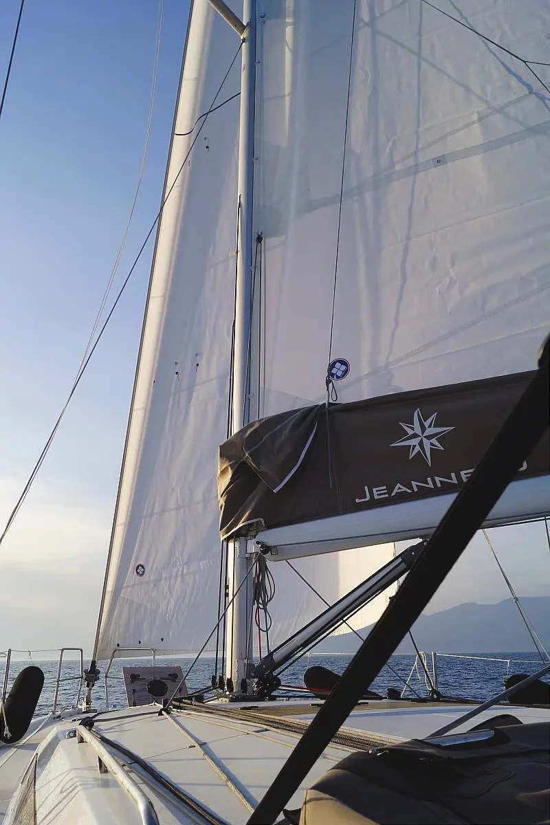 Sun Odyssey 410 (Evnia)  - 11