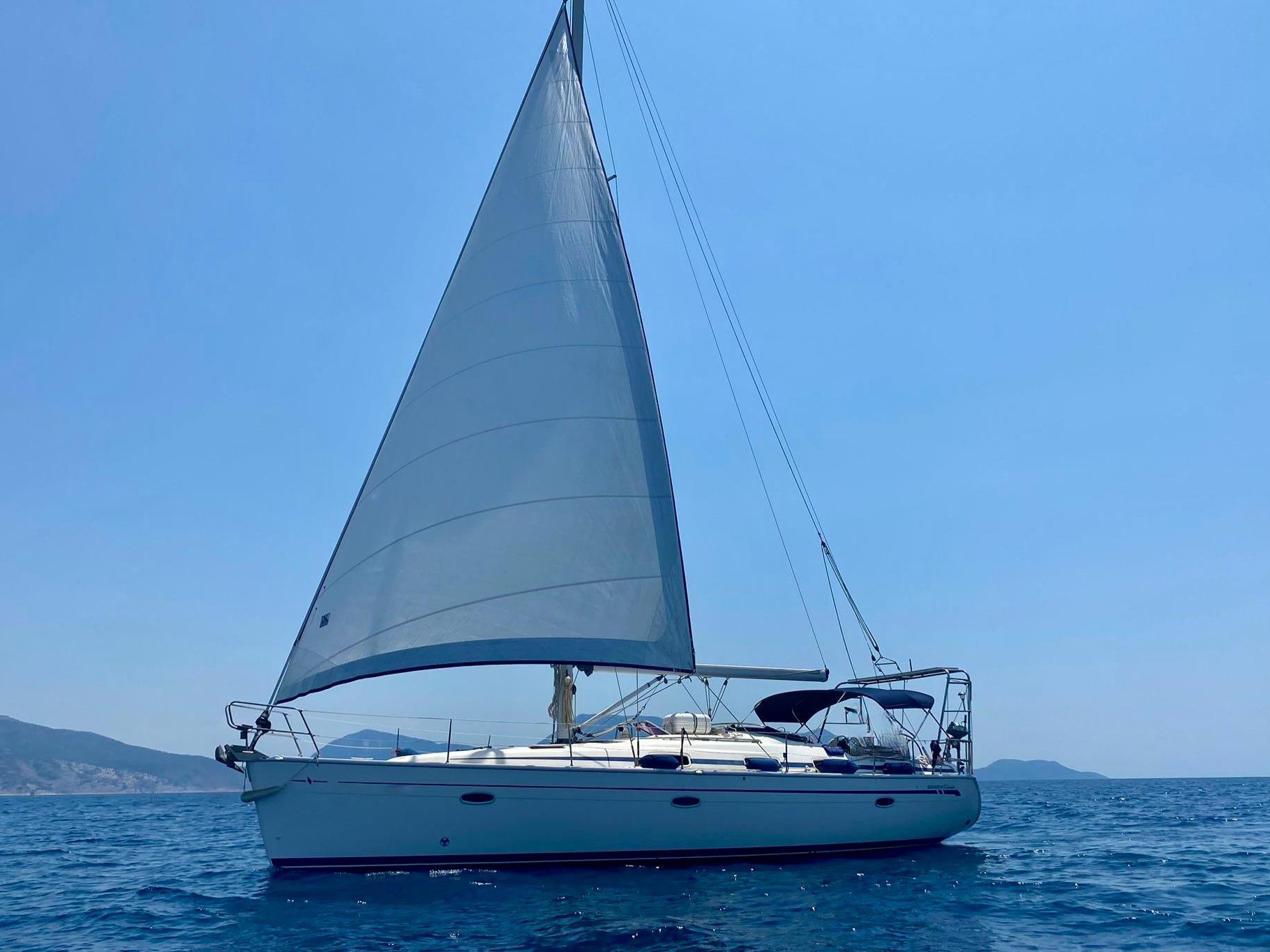 Photo #1 - Bavaria 42 (Okeanis) en Atenas - 22935