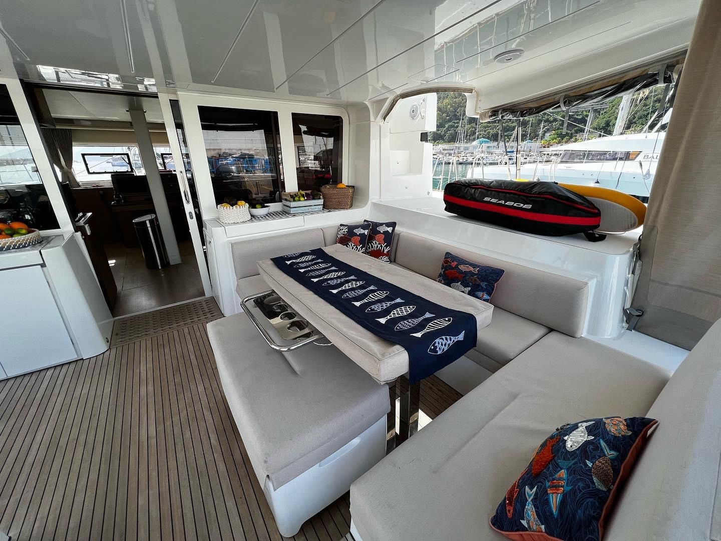Photo #6 - Lagoon 52F (SAILUXE - Samoa) en Salerno - 22941