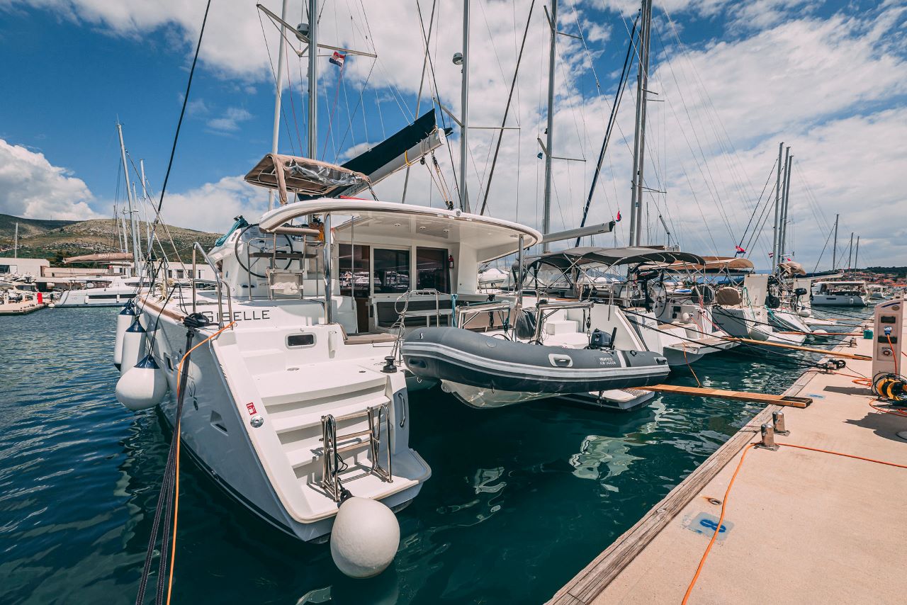 Photo #4 - Lagoon 400 S2 (Giselle) en Trogir - 22946