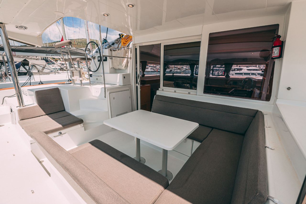 Photo #13 - Lagoon 400 S2 (Giselle) en Trogir - 22946