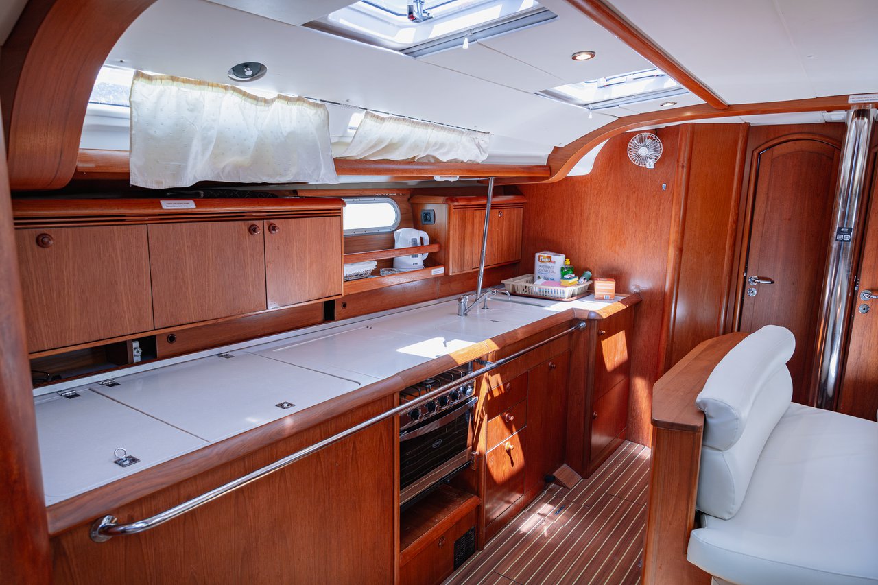 Photo #7 - Sun Odyssey 49 (Ziva) in Trogir - 22948