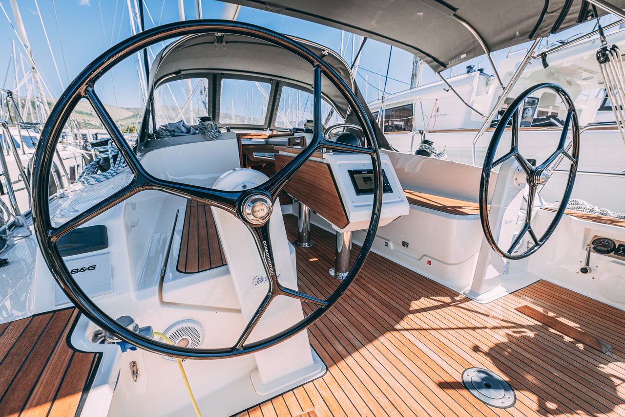 Photo #8 - Bavaria Cruiser 37 (Firenze) in Trogir - 22950