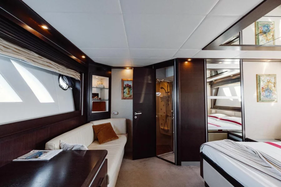 Dominator 62S (Discovery)  - 12