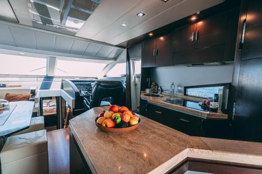 Dominator 62S (Discovery)  - 15