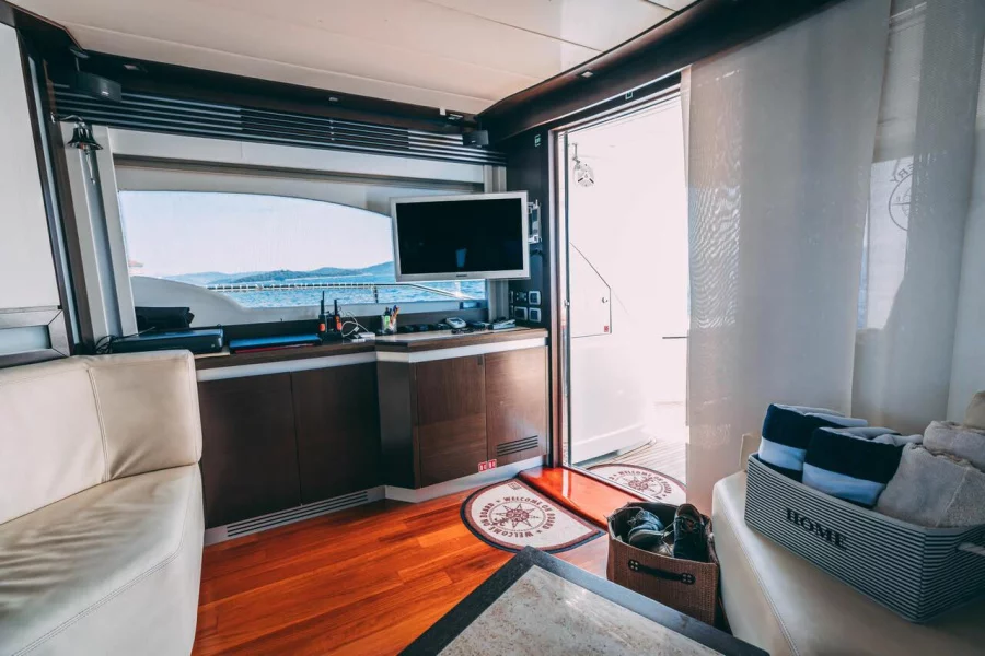 Dominator 62S (Discovery)  - 8