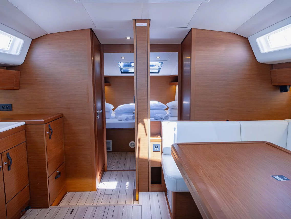 Jeanneau 54 (El Yelmo) Interior image - 9