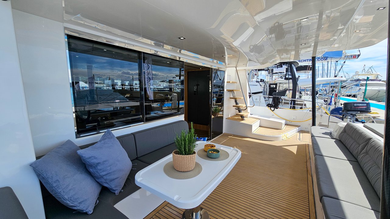 Photo #3 - Mazarin 55 (October) in Trogir - 22956
