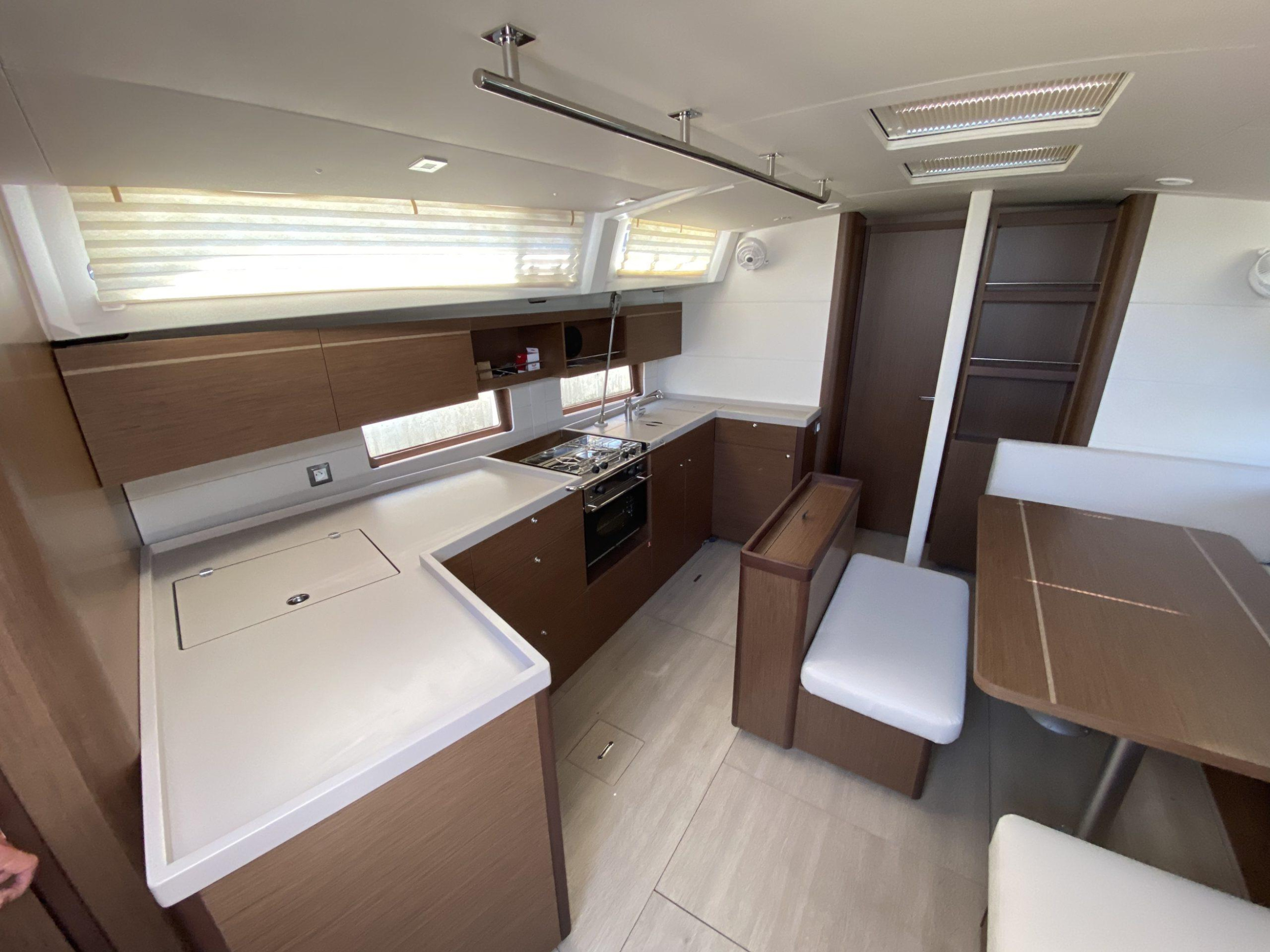 Photo #11 - Oceanis 46.1 (Dream Team) in Teneriffa - 22463