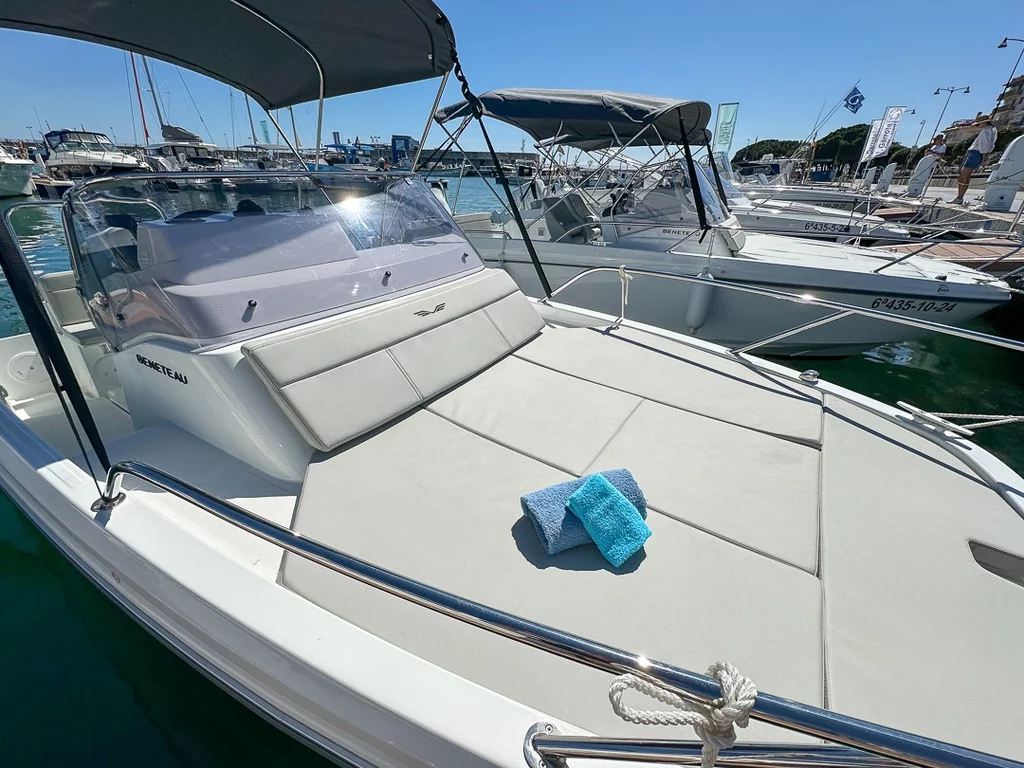 Beneteau Flyer 6 Sundeck (PONENT)  - 8