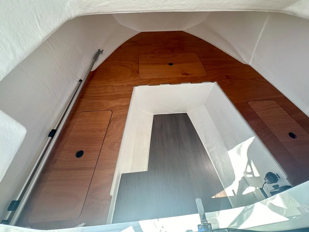 Beneteau Flyer 6 Sundeck (PONENT)  - 9