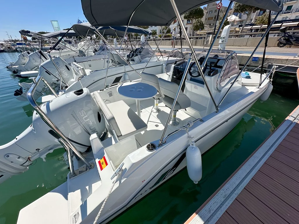 Beneteau Flyer 6 Sundeck (PONENT)  - 11