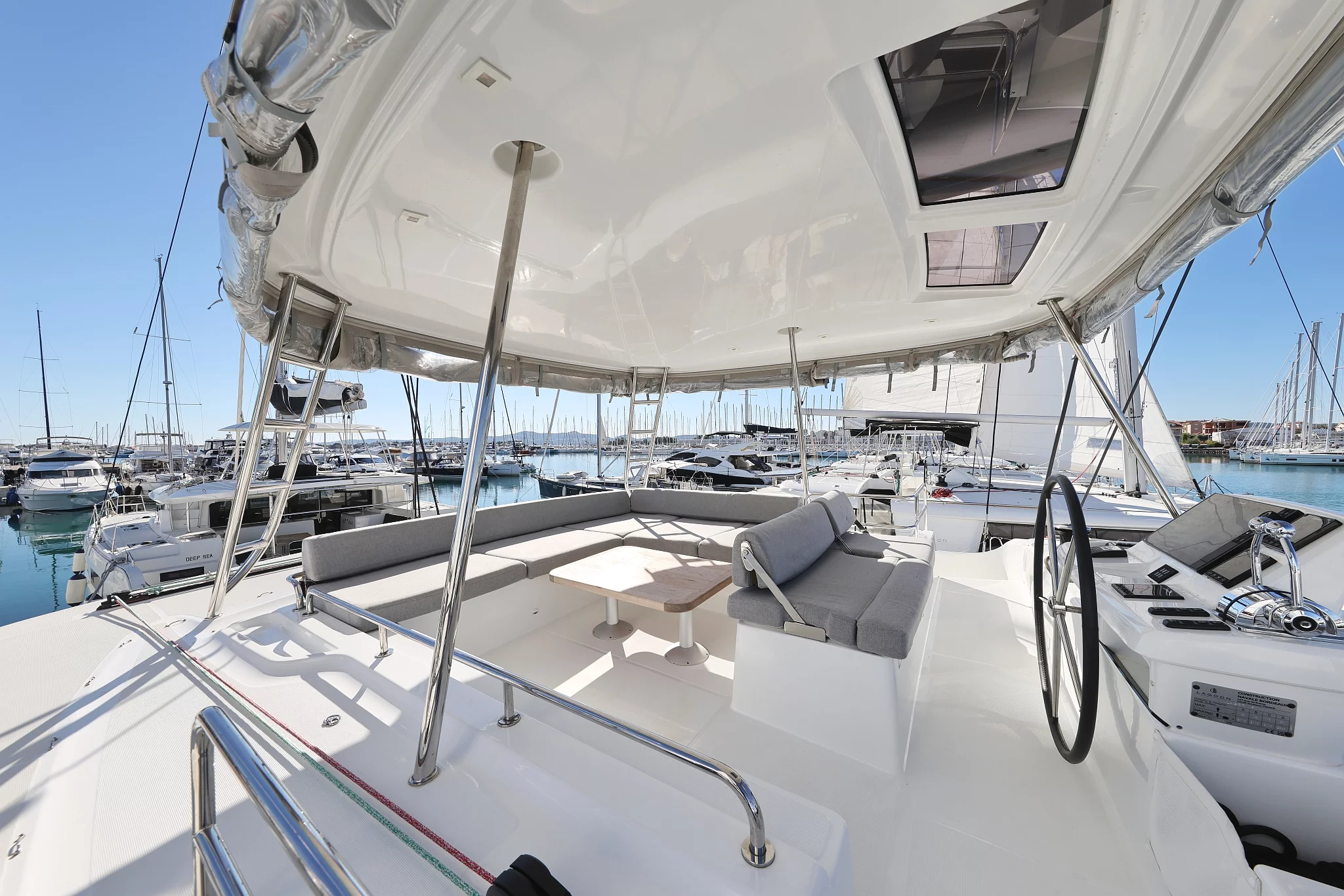 Lagoon 51- 6 cab (APOLON)  - 56