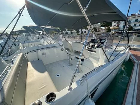 Beneteau Flyer 7 SUNdeck (GARBÍ) Plan image - 11