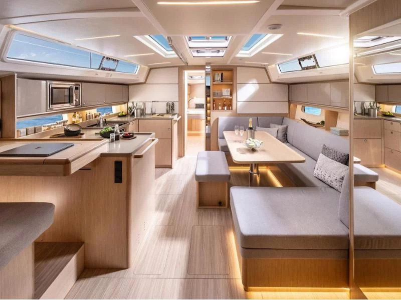 Bavaria C46 (Sabina) Interior image - 9