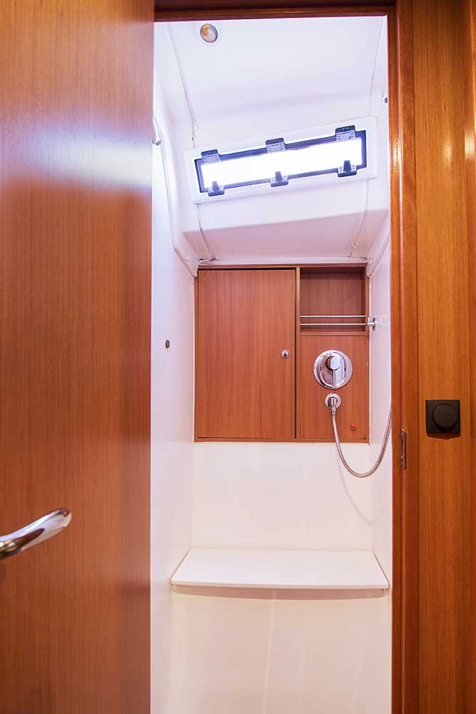 Photo #19 - Bavaria 45 Cruiser (Destiny) en Corfú - 23004