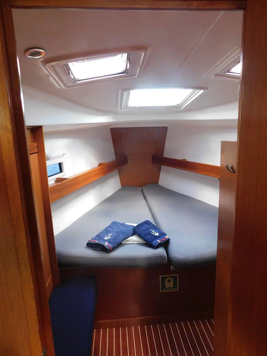 Bavaria 36 (Ifigenia)  - 2
