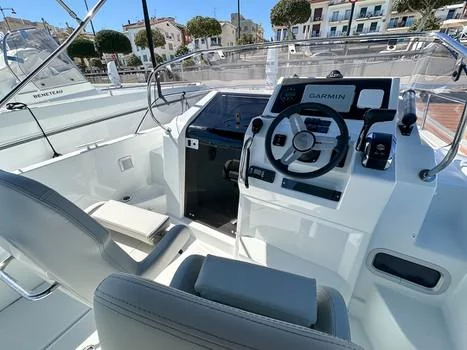 Beneteau Flyer 8 Sundeck (LLEVANT)  - 8
