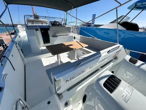 Beneteau Flyer 9 (MESTRAL) Interior image - 5