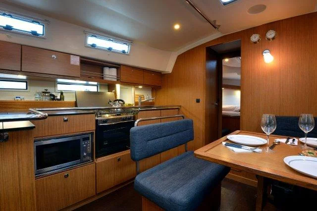 Bavaria 45 Cruiser 4 cabins (Anna)  - 5