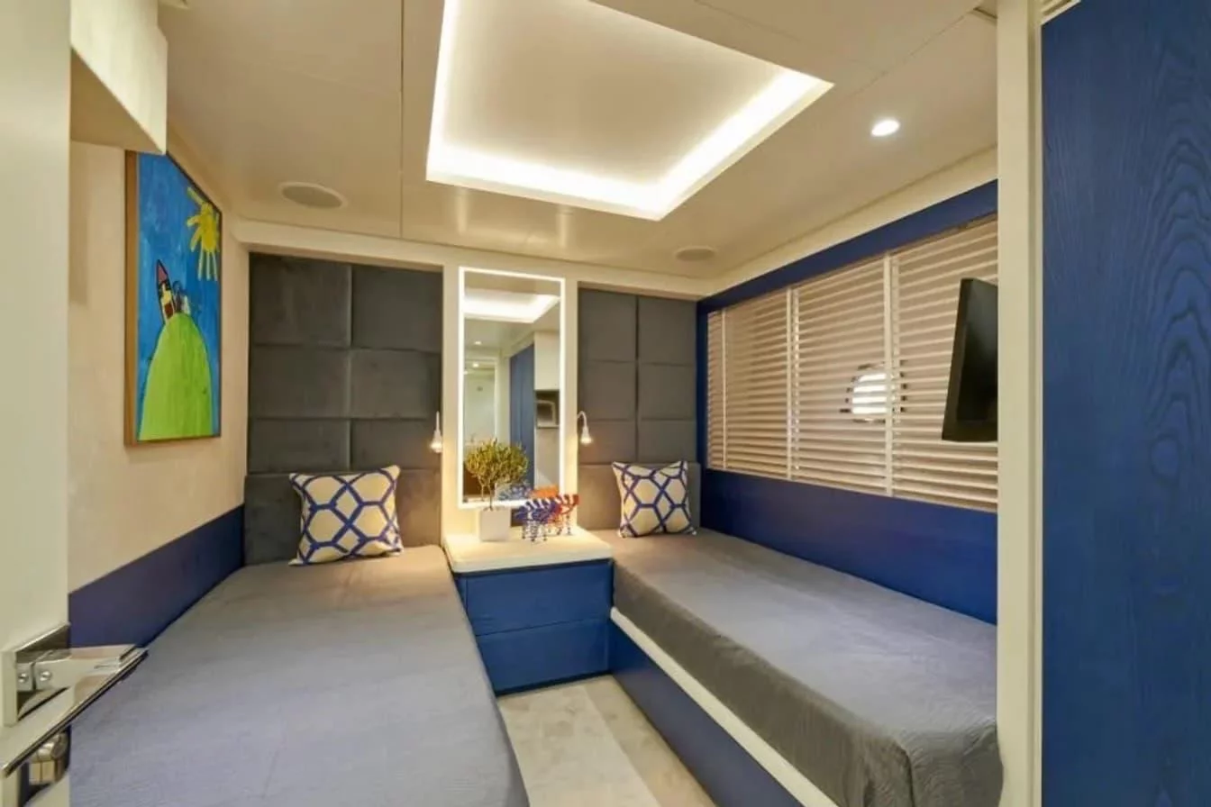 Azimut 85F (La Fenice)  - 4