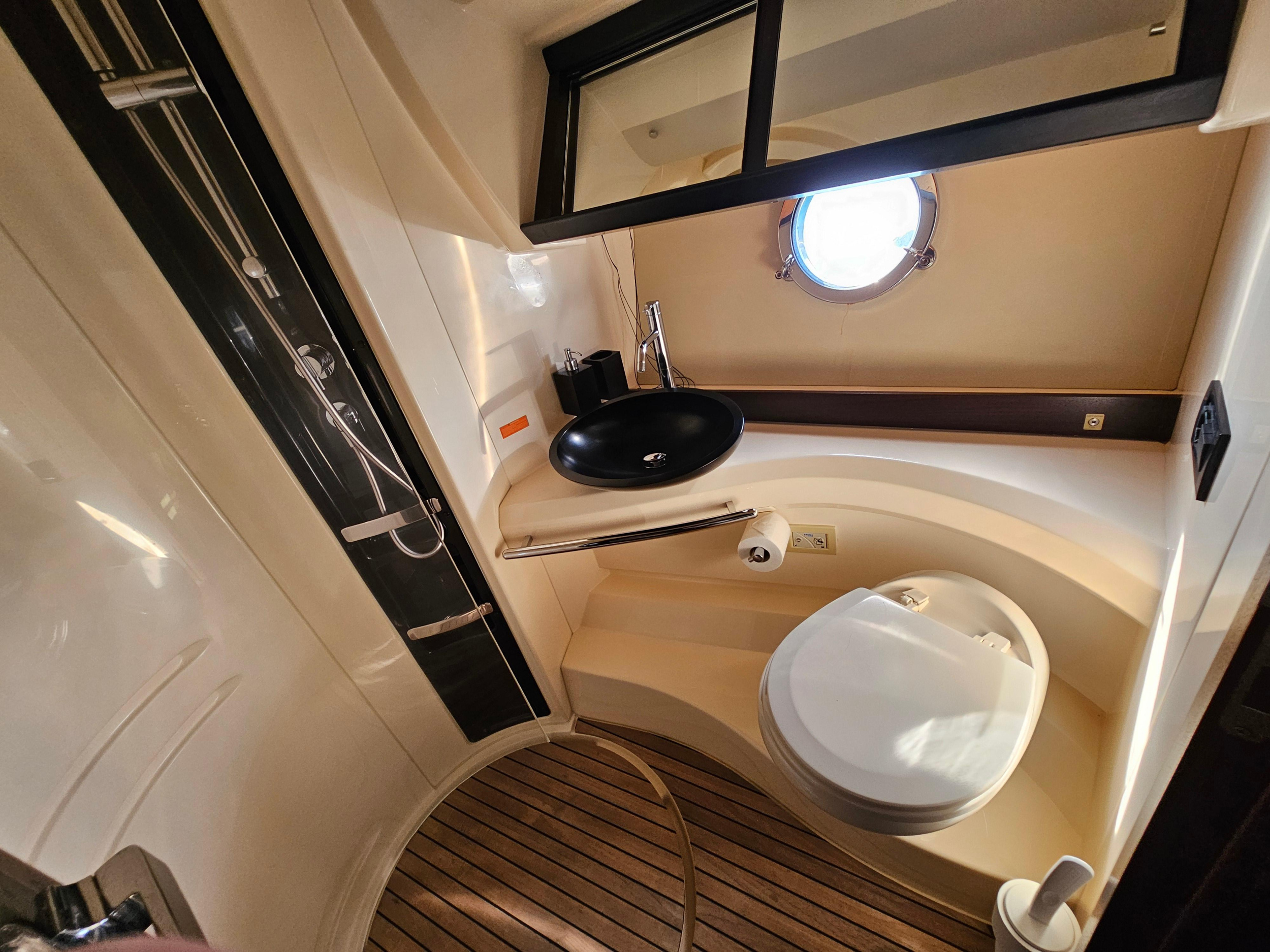 Photo #4 - Azimut 40 S (Eclipse II) in Primosten - 23037