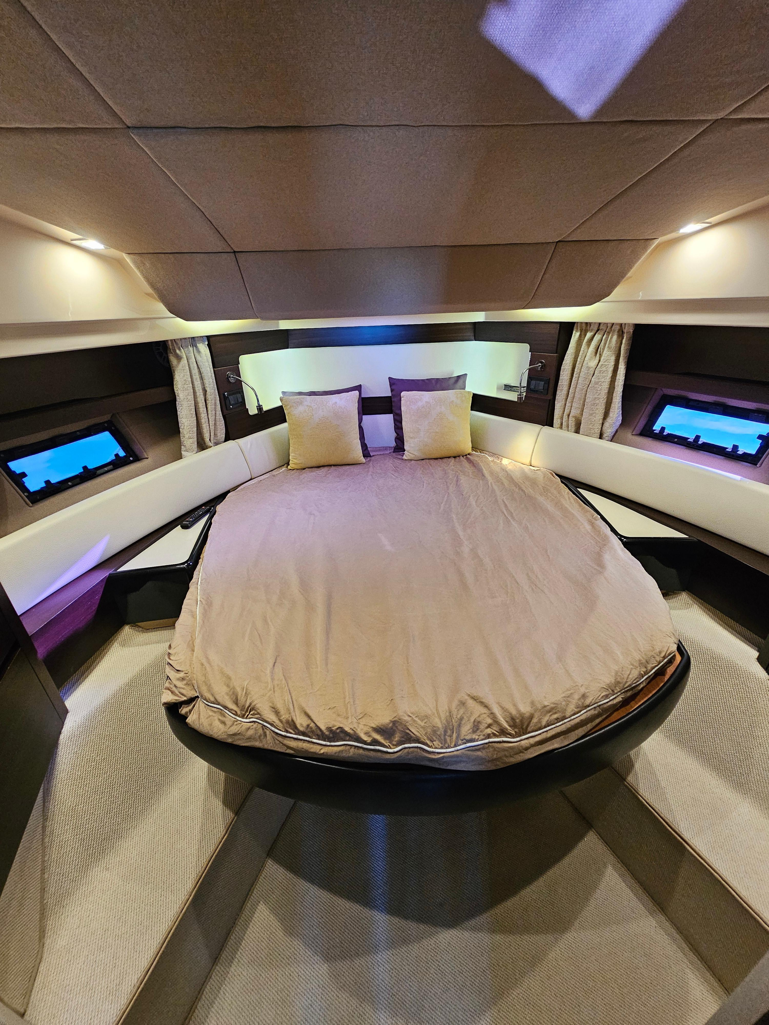 Photo #39 - Azimut 40 S (Eclipse II) in Primosten - 23037