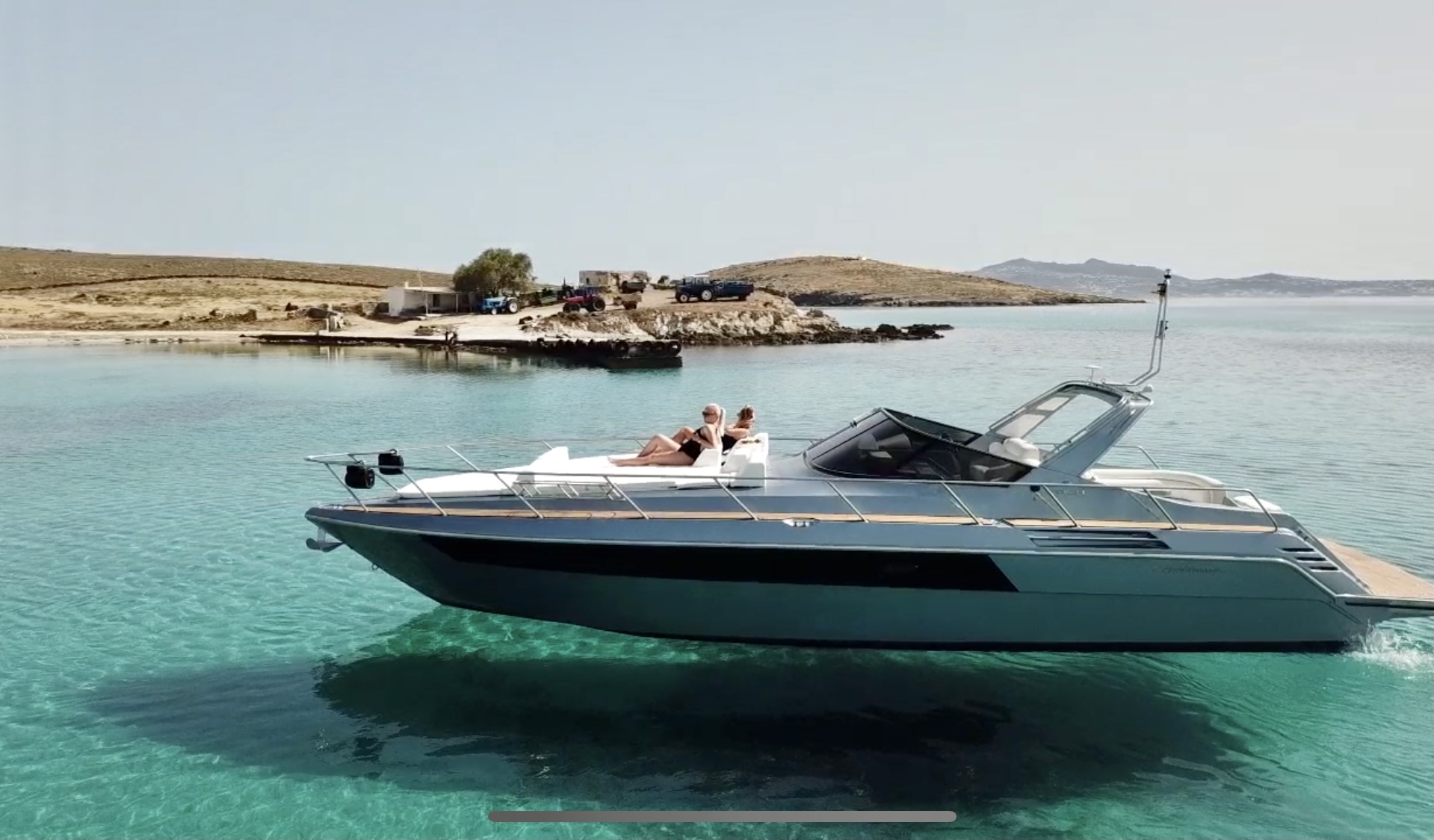 Photo #11 - Cranchi M44 HT (Este) en Mykonos - 23067