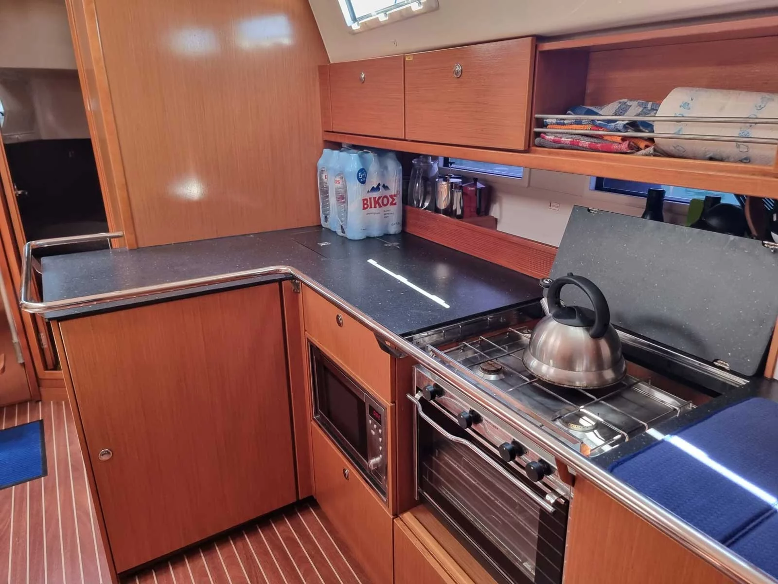 Bavaria 45 Cruiser 3 cabins (Fleurie)  - 9