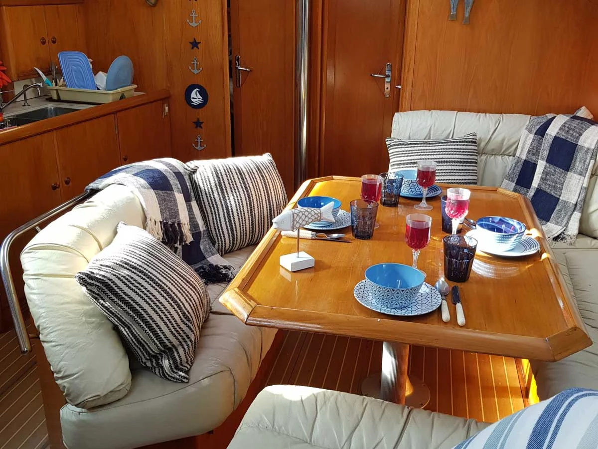 Sun Odyssey 45.2 (Rapsodia) Interior image - 3