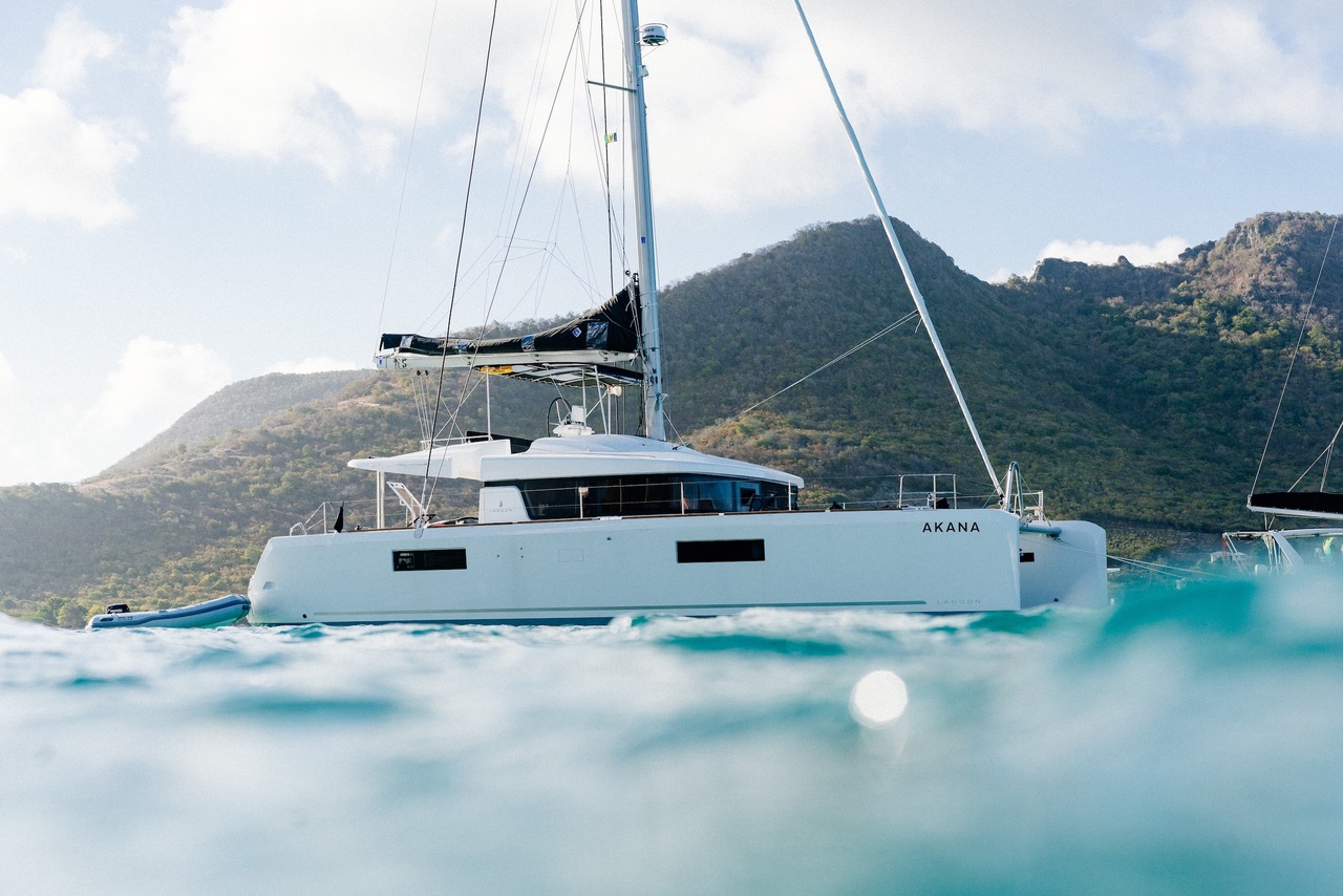 Photo #8 - Lagoon 52F (AKANA) in Trogir - 22797