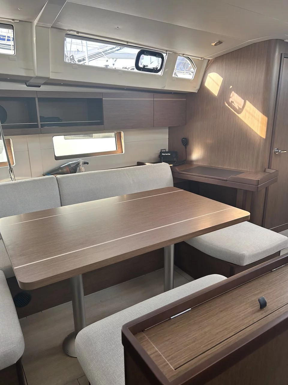 Oceanis 46.1 (Just Dream)  - 11