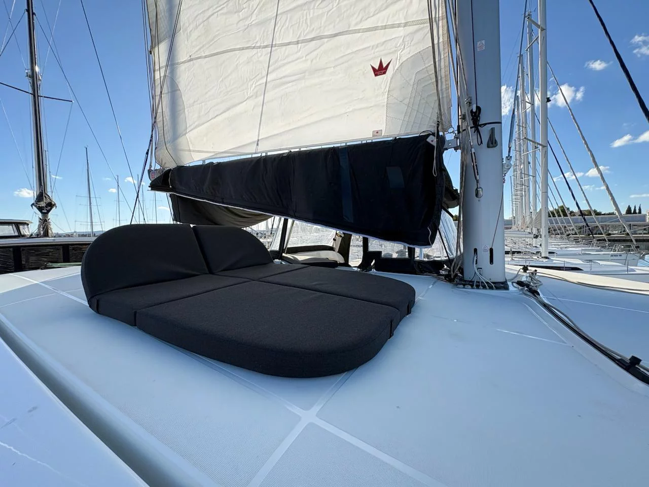 Lagoon 42 (FREE SPIRIT)  - 11