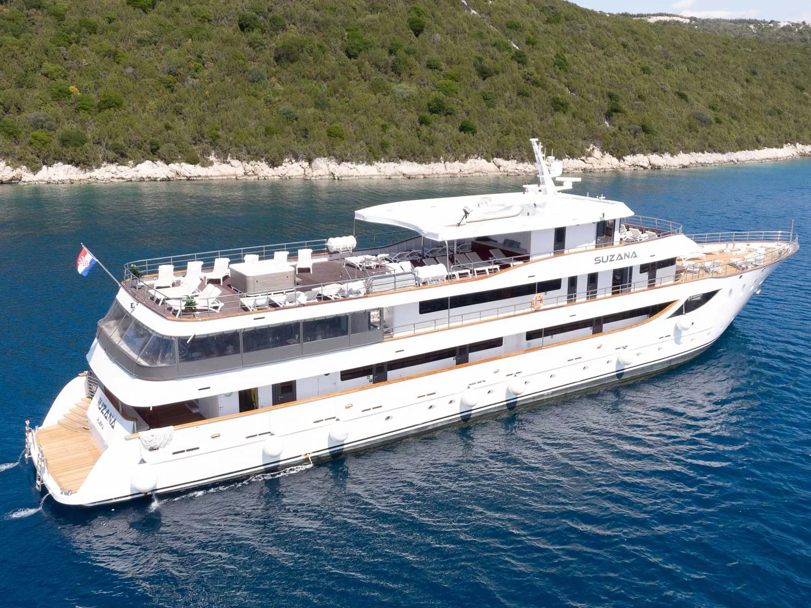 Luxury Motor Yacht (Suzana)  - 41