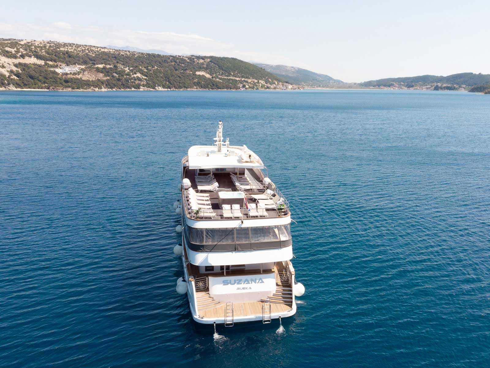 Photo #11 - Luxury Motor Yacht (Suzana) en Split - 18163