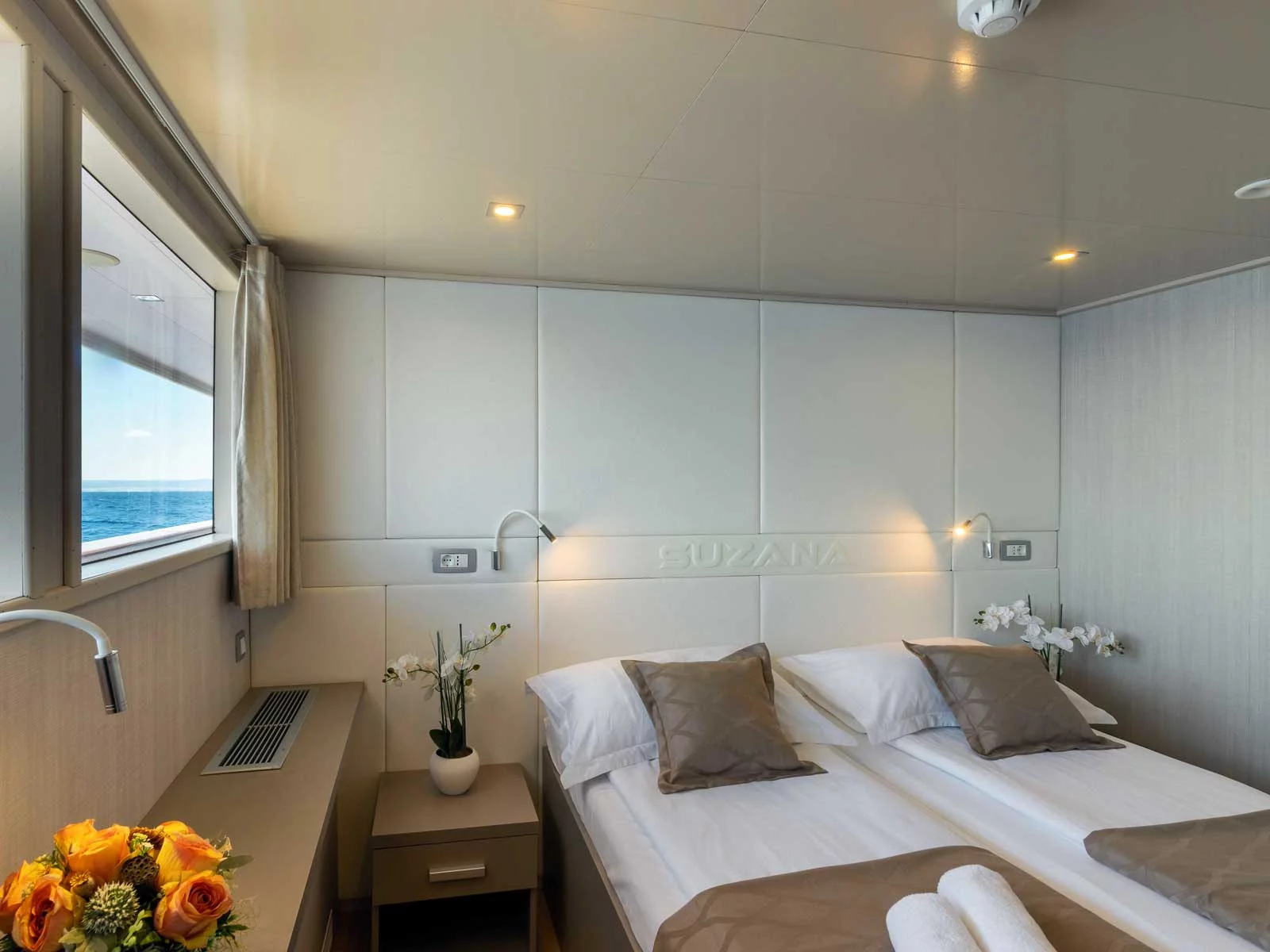 Luxury Motor Yacht (Suzana)  - 35