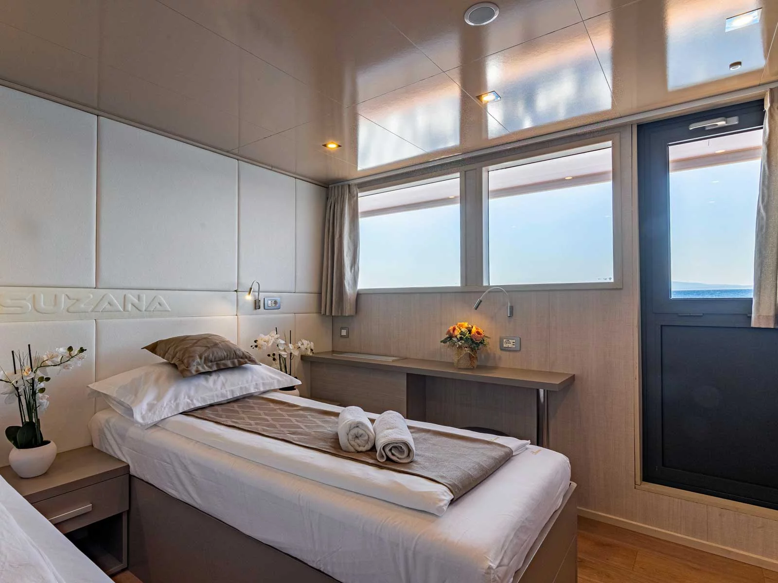 Luxury Motor Yacht (Suzana)  - 58