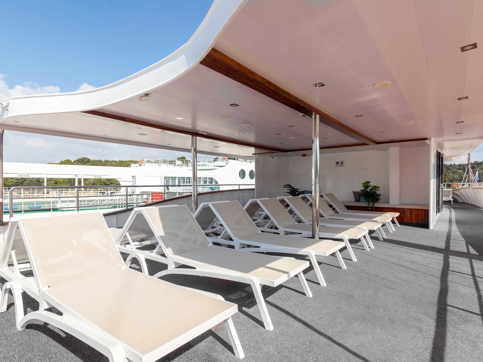 Photo #54 - Luxury Motor Yacht (Suzana) en Split - 18163