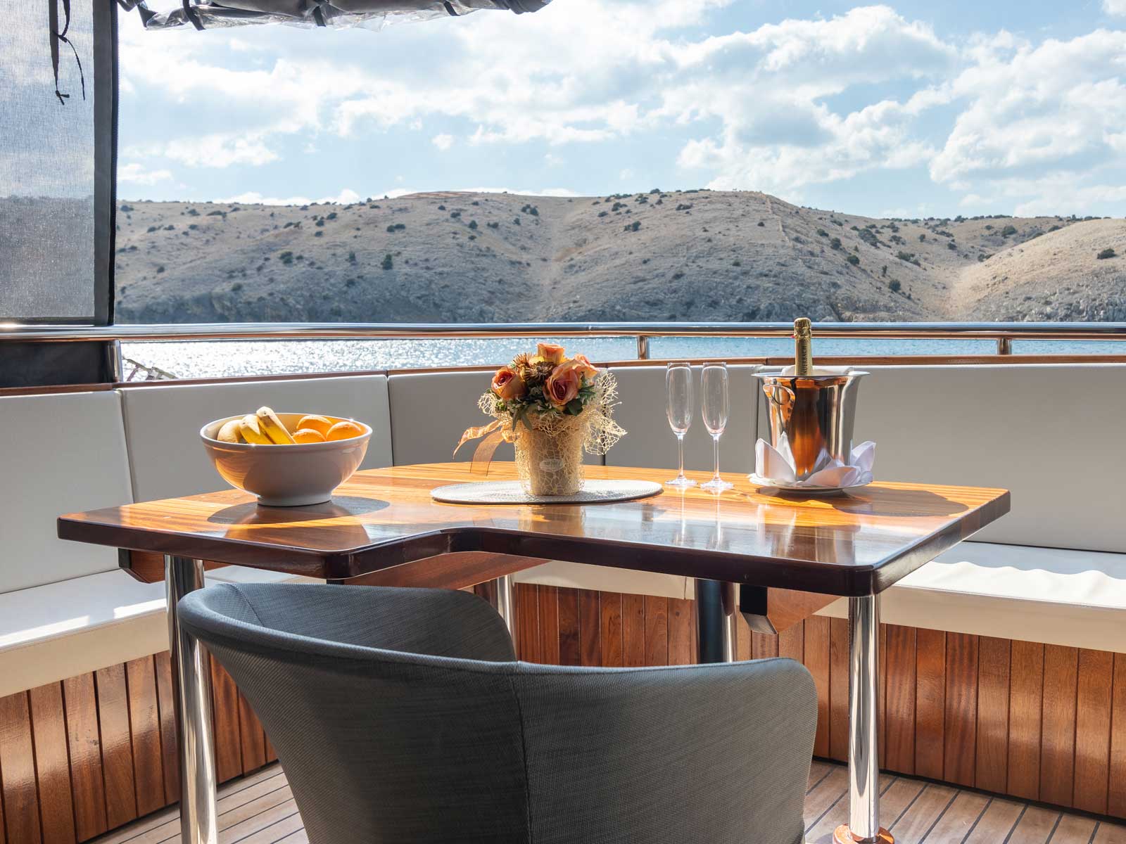 Photo #56 - Luxury Motor Yacht (Suzana) en Split - 18163