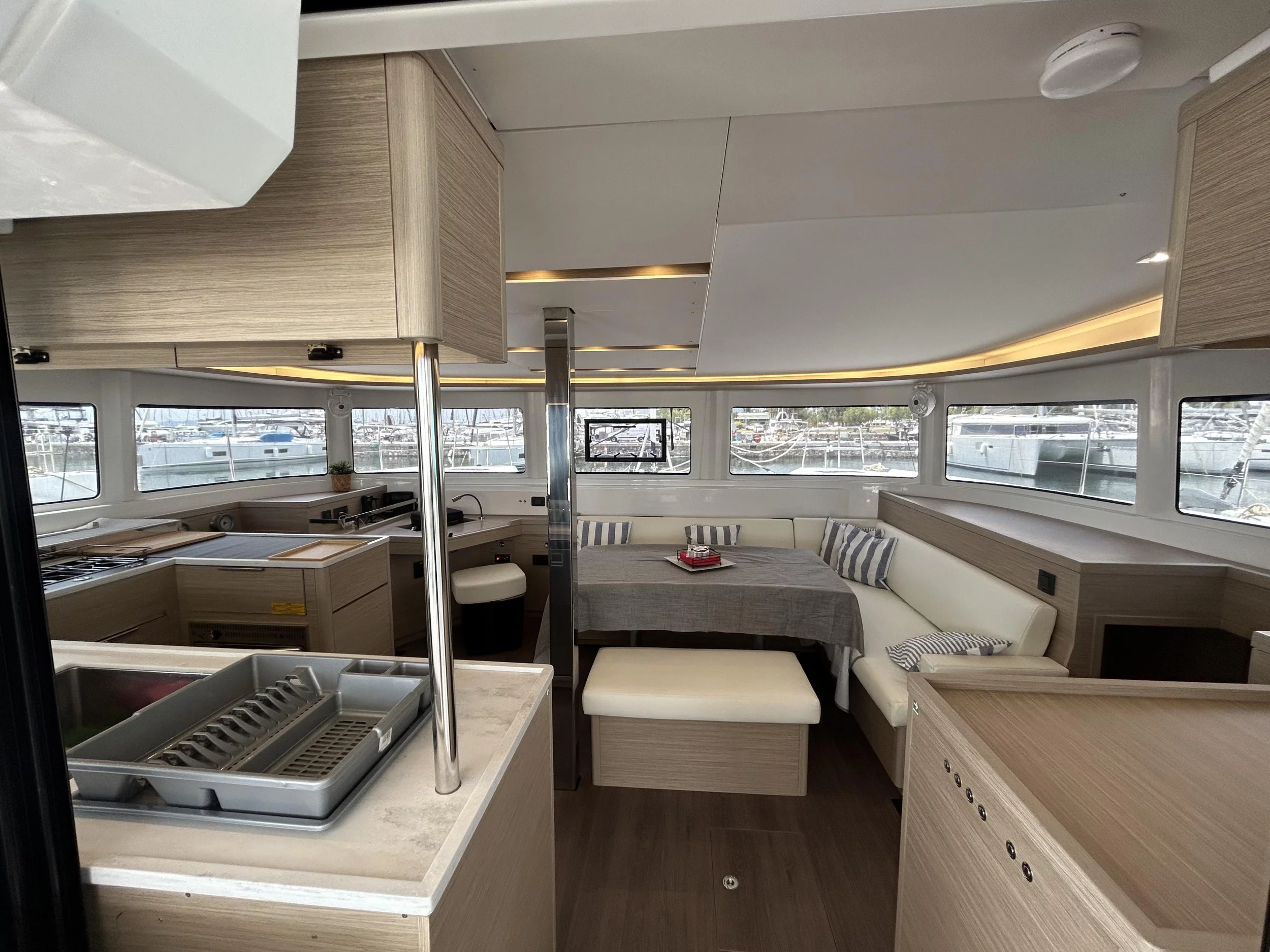 Lagoon 46 (LUXURY Equipped, SKIPPERED only) (AELIA) Interior image - 20