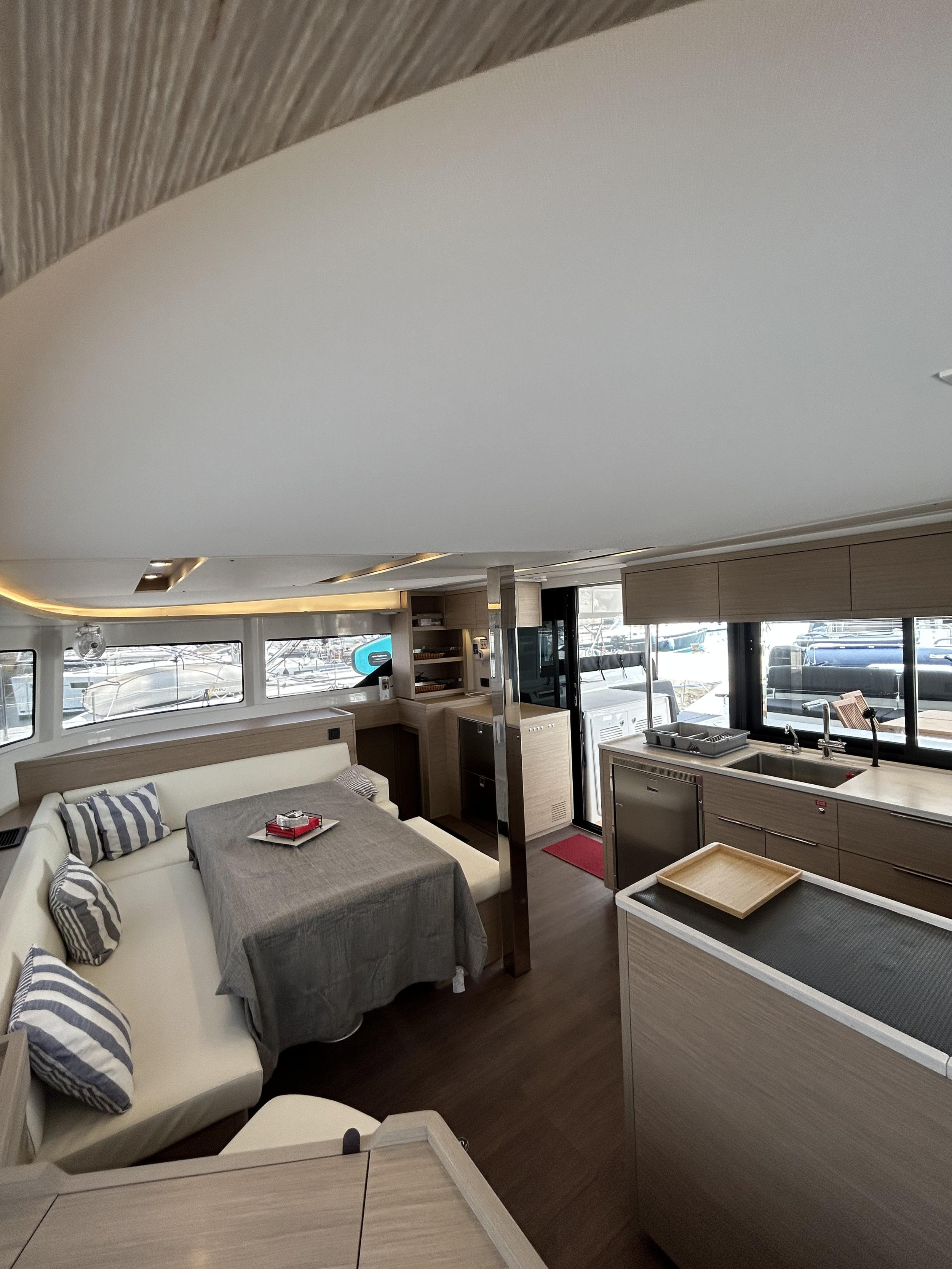 Photo #4 - Lagoon 46 (LUXURY Equipped, SKIPPERED only) (AELIA) en Atenas - 23127