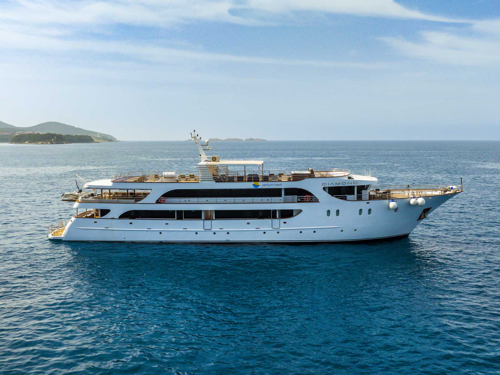 Photo #16 - Luxury Motor Yacht (Diamond) in Split - 18204